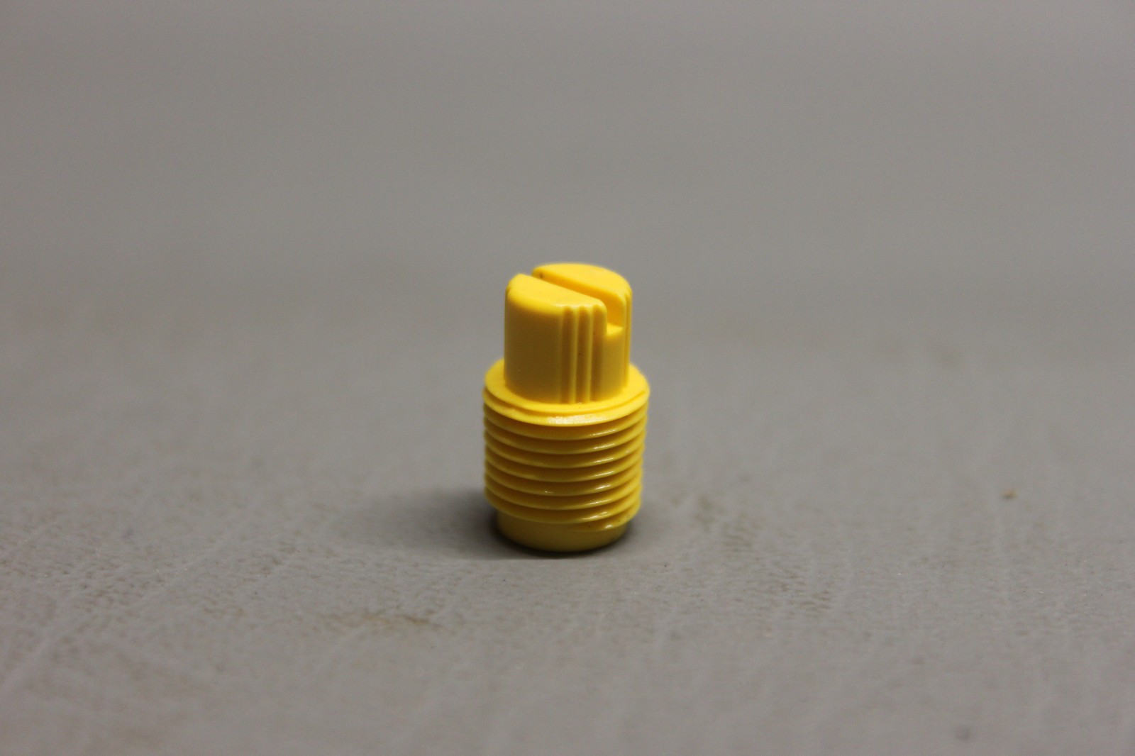 Cessna 0541139 Plug With 8130