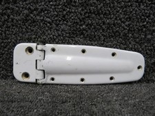 Cessna 0711037-19, 0711037-21 182P Cabin Door