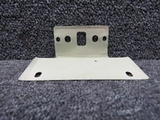 Cessna 0717039-1 T182T Cabin Door Latch
