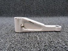 Cessna 0841002-1 (Cast: 0841005-3) Nose Gear