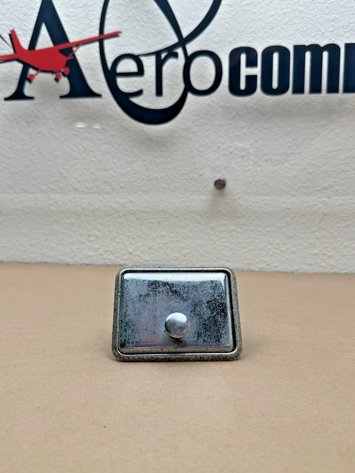 Cessna 172 Ashtray Assembly (3599)