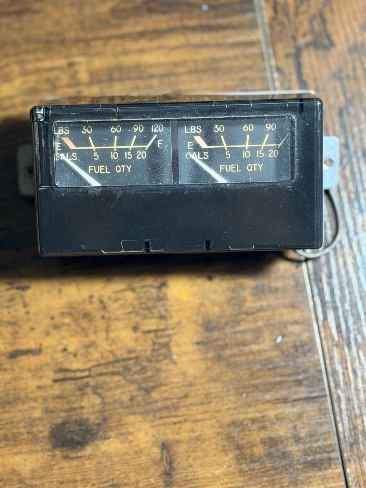 Cessna 172 Engine And Fuel Guages