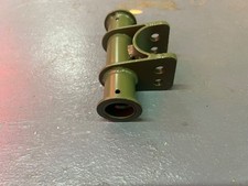 Cessna 180 tail wheel saddle fitting