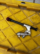 Cessna 2080006-3 T210N Hand Pump Body