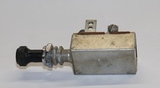 Cessna 3-Position Landing/Taxi Light Pull Switch