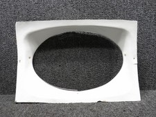 Cessna 5119103-7 414 Upper Door Window