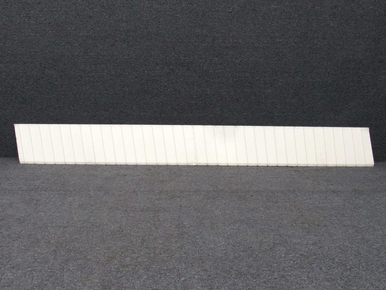 Cessna Aircraft Parts 0523800-17 (Use: 0523800-24) Cessna 182H
