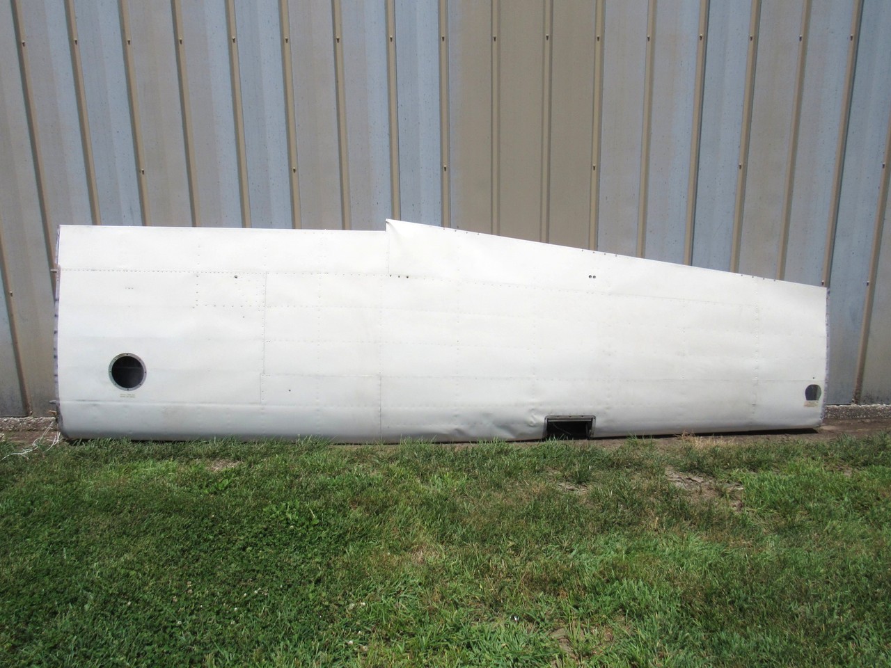 Cessna Aircraft Parts 0720601-201 (Use: 0720601-209) Cessna 182H