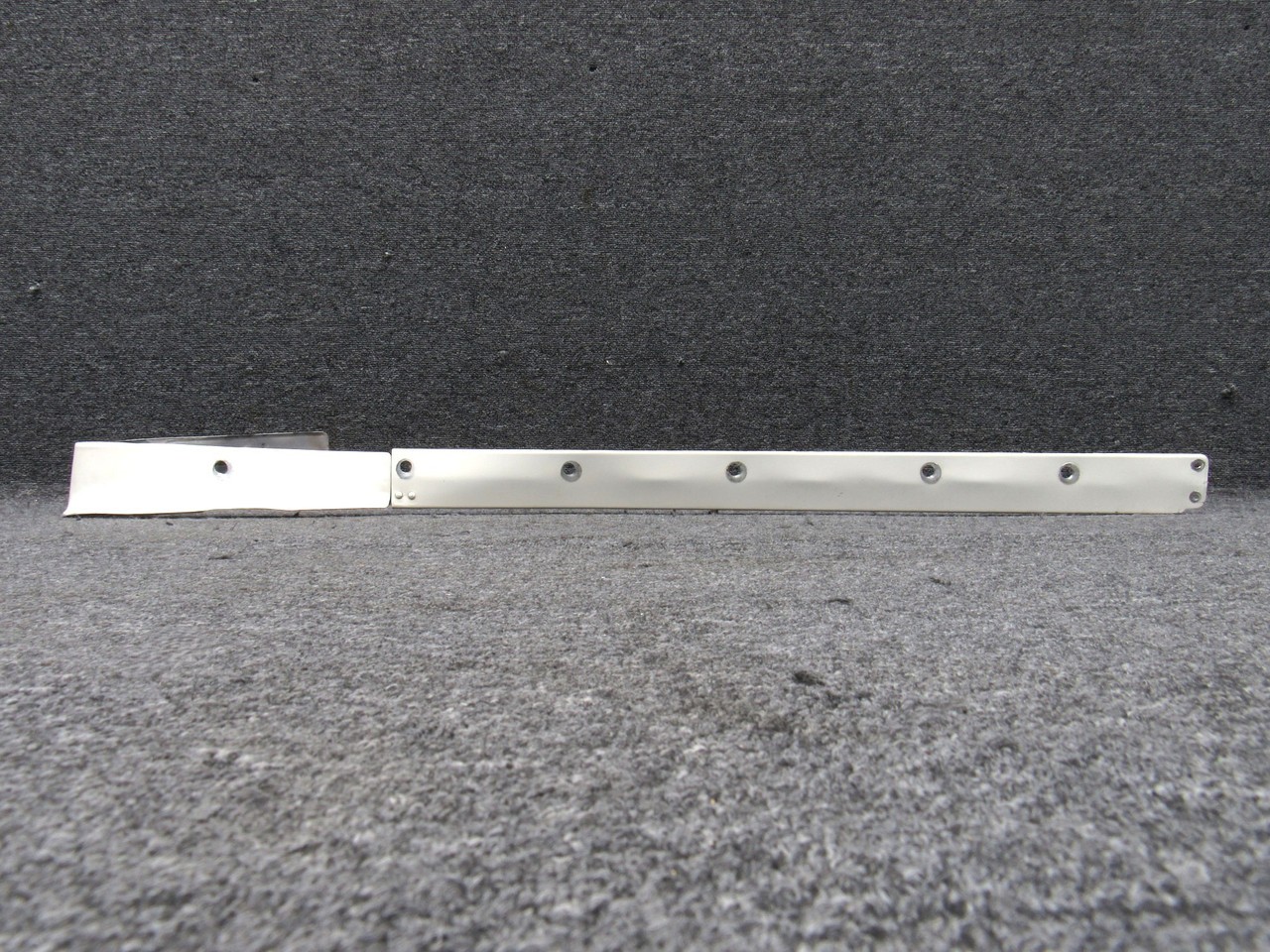 Cessna Aircraft Parts 0720615-1, 0720614-1 Cessna 182H Wing