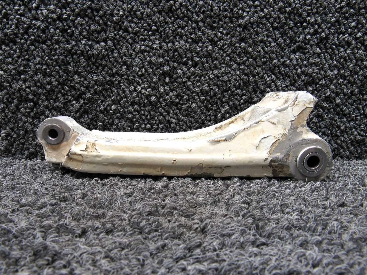 Cessna Aircraft Parts 0743605-1 Cessna 182H Nose Gear