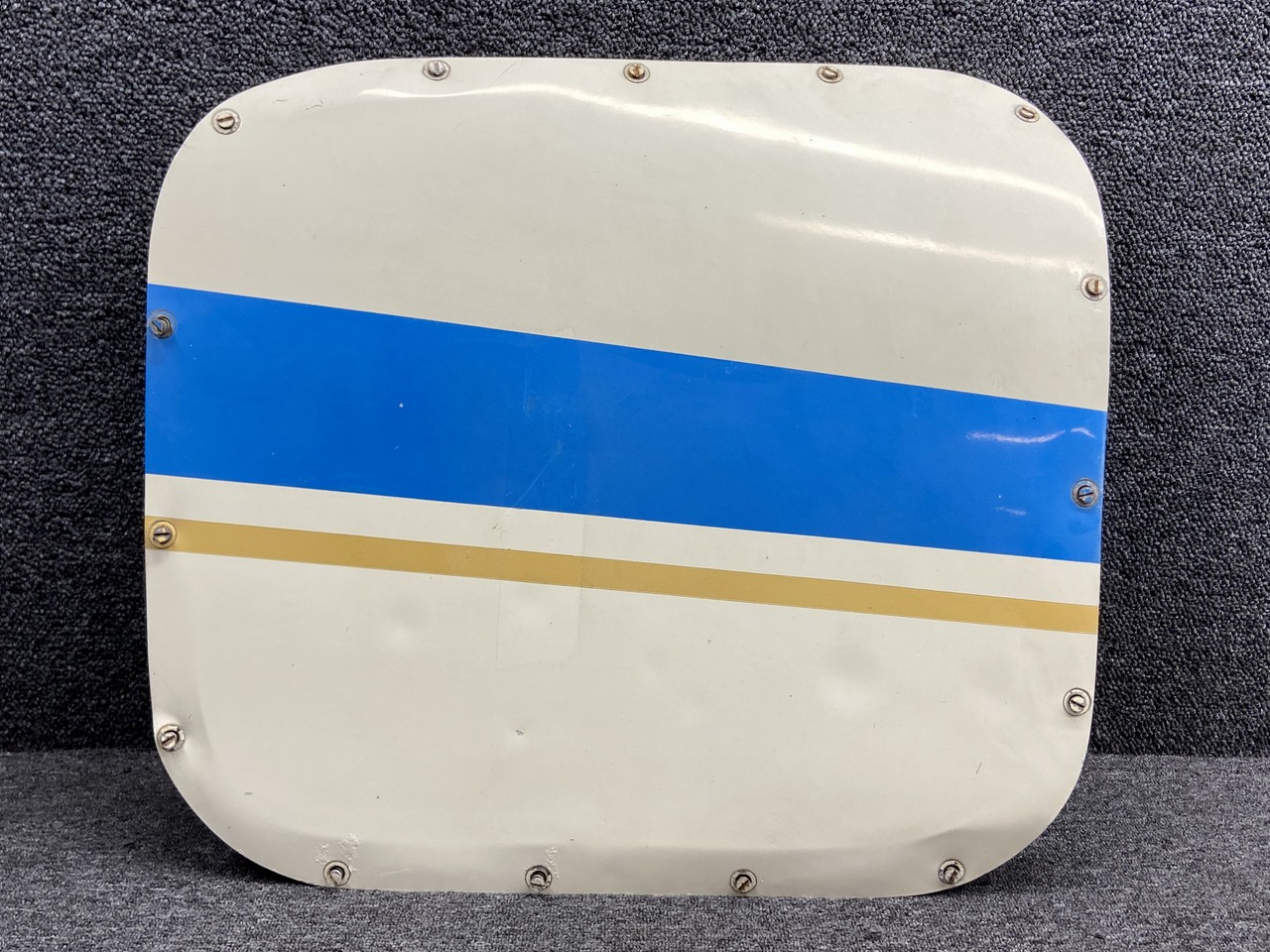 Cessna Aircraft Parts 0813021-20 Cessna 310Q Nose Access