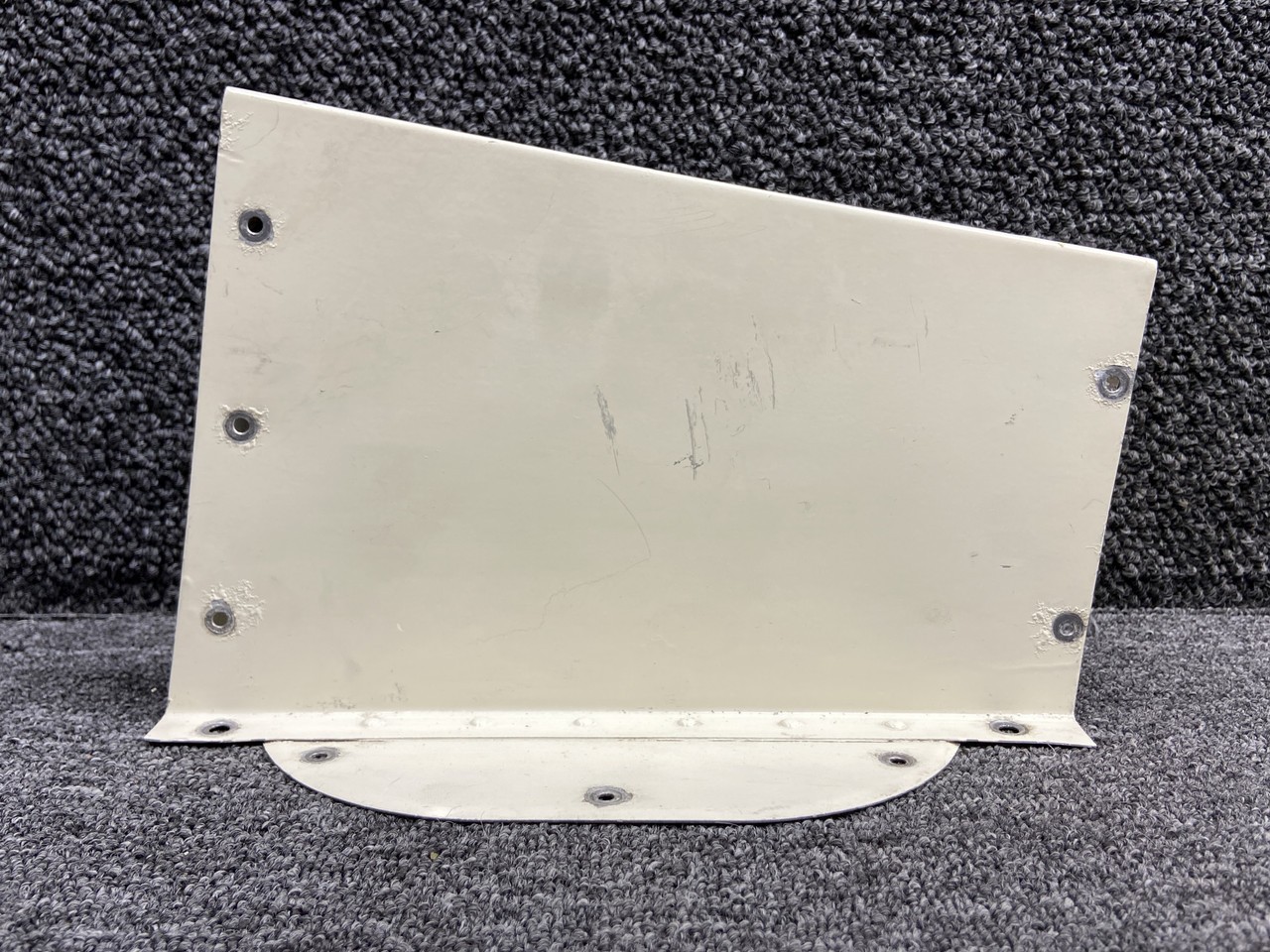 Cessna Aircraft Parts 0814112-4 Cessna 310Q Fin Ventral