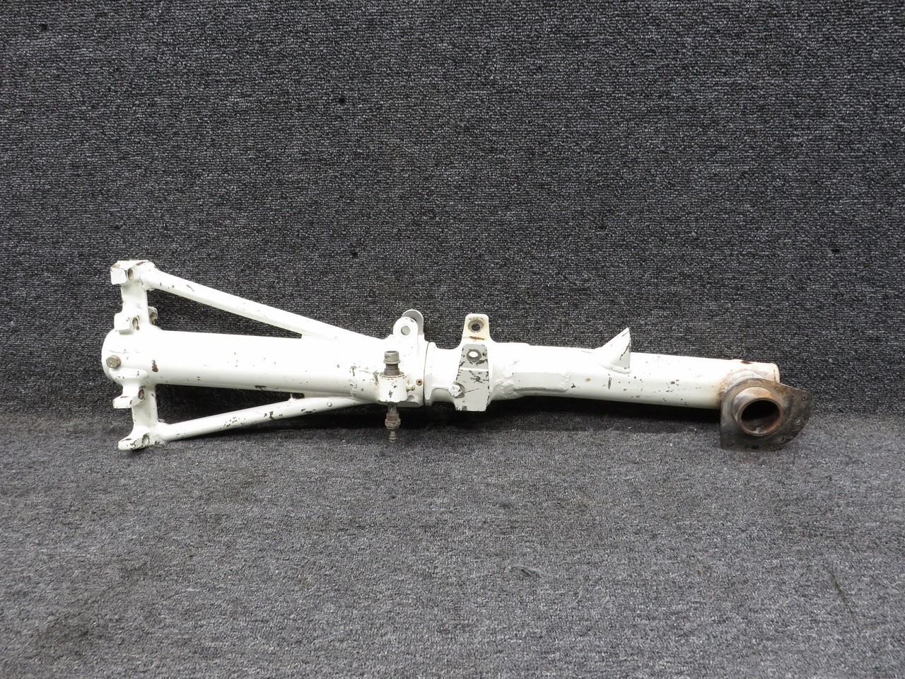 Cessna Aircraft Parts 0841000-108 Cessna 310G Main Landing