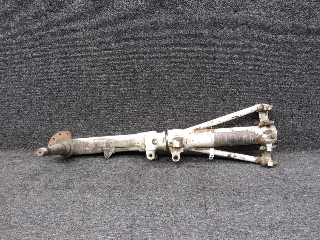 Cessna Aircraft Parts 0841000-110 Cessna 310J Main Landing