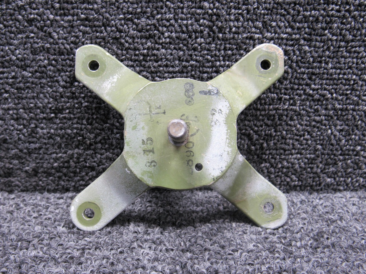Cessna Aircraft Parts 5115532-1 Cessna 421C Aileron Quadrant