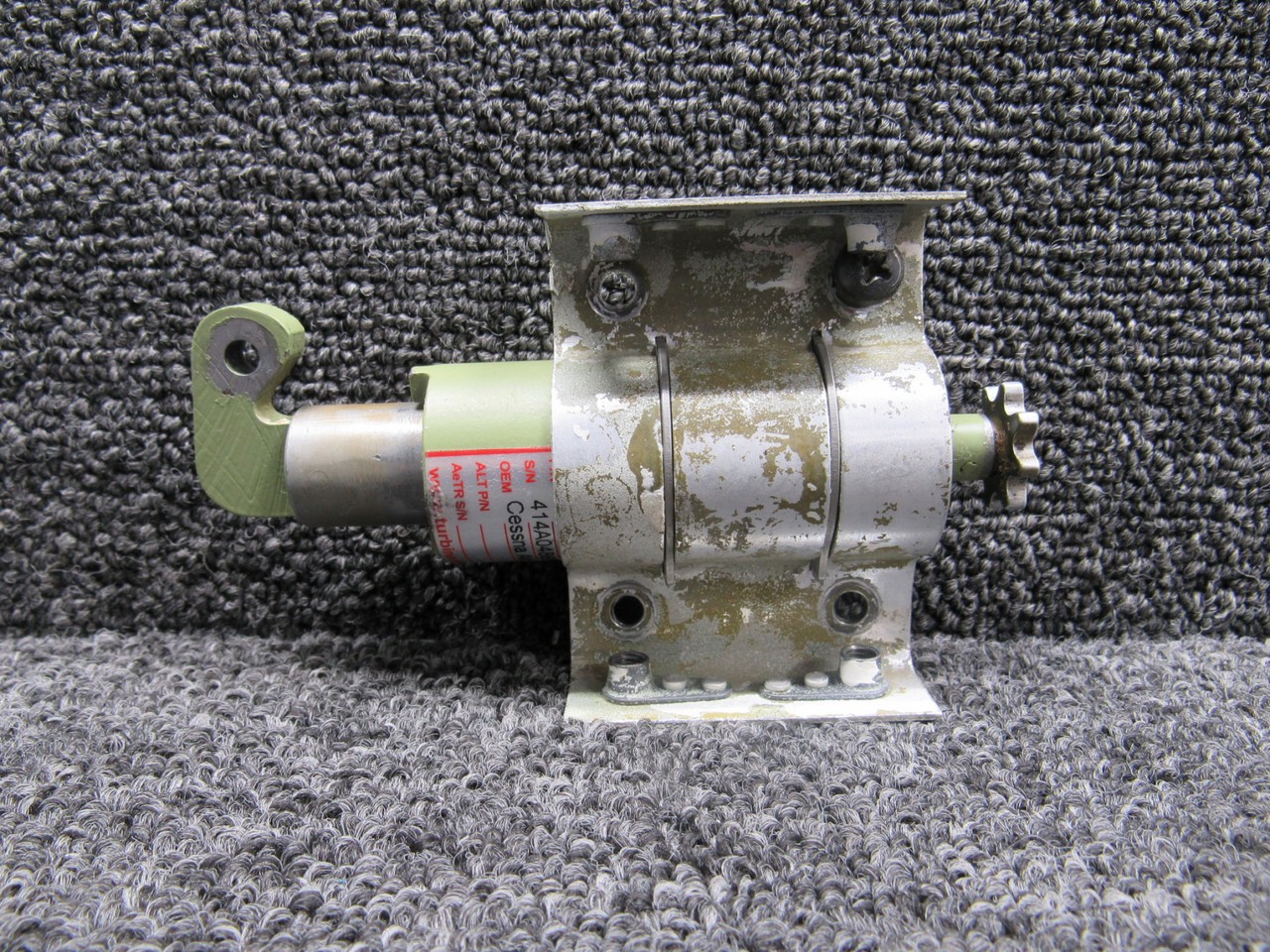 Cessna Aircraft Parts 5115540-3, 5115570-3 Cessna 421C Aileron