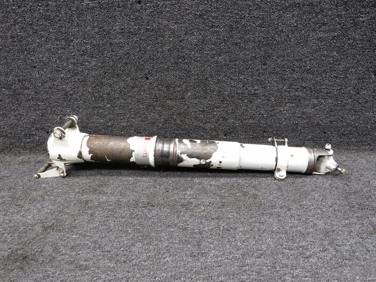 Cessna Aircraft Parts 5842000-230 Cessna 425 Nose Landing