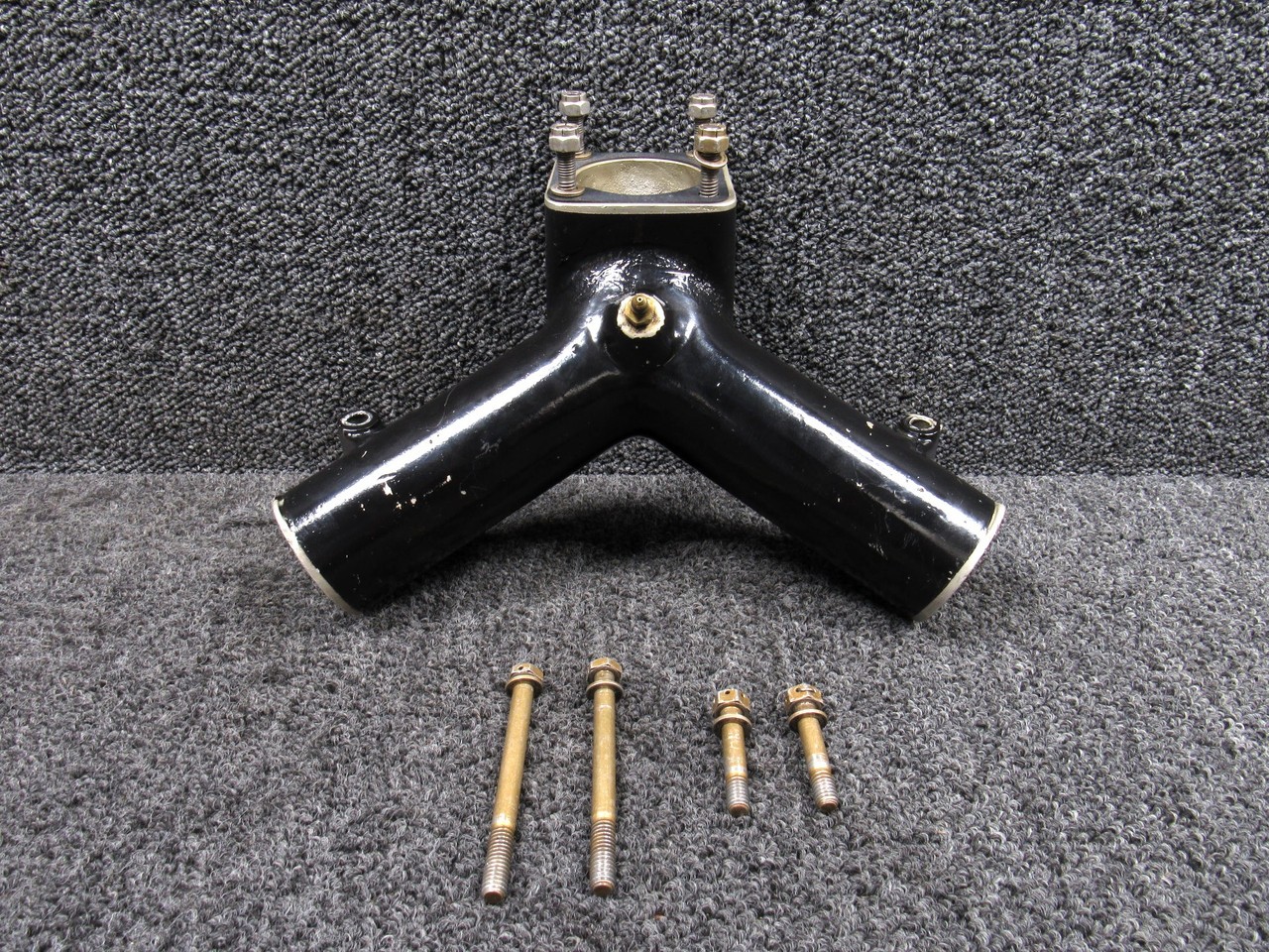 Cessna Aircraft Parts 627658A1 (Cast: 627658) Cessna 182H