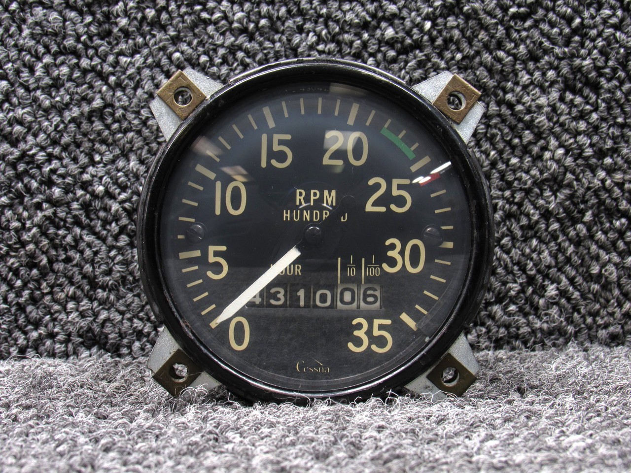 Cessna Aircraft Parts S1305N8 (Use: C668020-0204) Cessna 182H