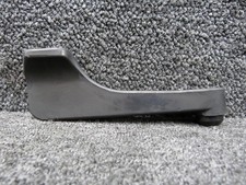 Cessna CJ1042-1 T182T Cabin Door Handle