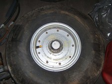 Cessna Cleveland wheel 40-101 (Alt: C163001-0601)
