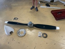 Cessna MCCAULEY PROPELLER 2A34C66P, SPINNER AND