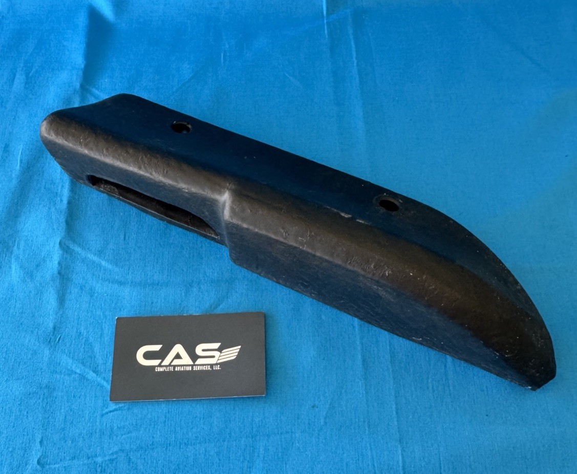 Cessna PN: 0715039-4 172 RH CABIN