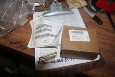 Cessna QTY 100 NOS Bolt AN3-22A