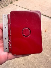Cessna wheel pant door for checking