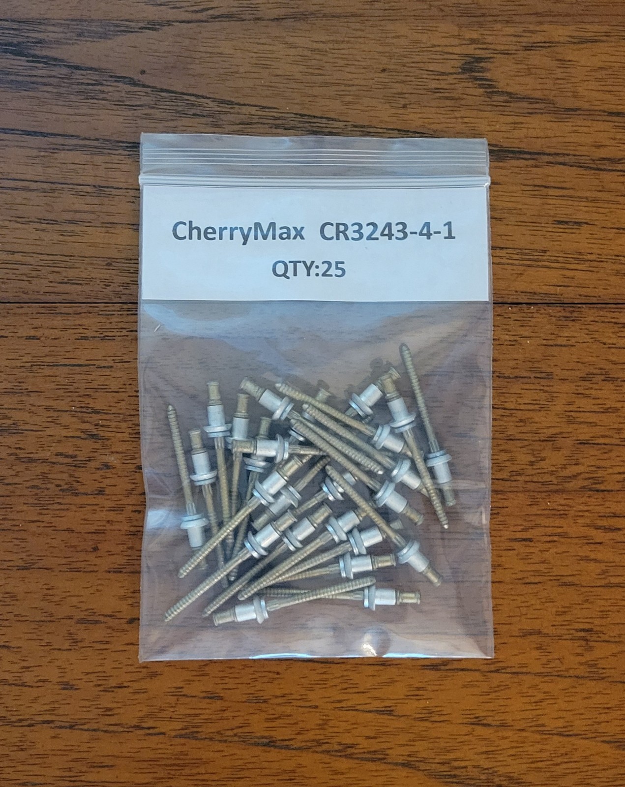 Cherrymax Cherry CR3243-4-01 (QTY 25) Rivets