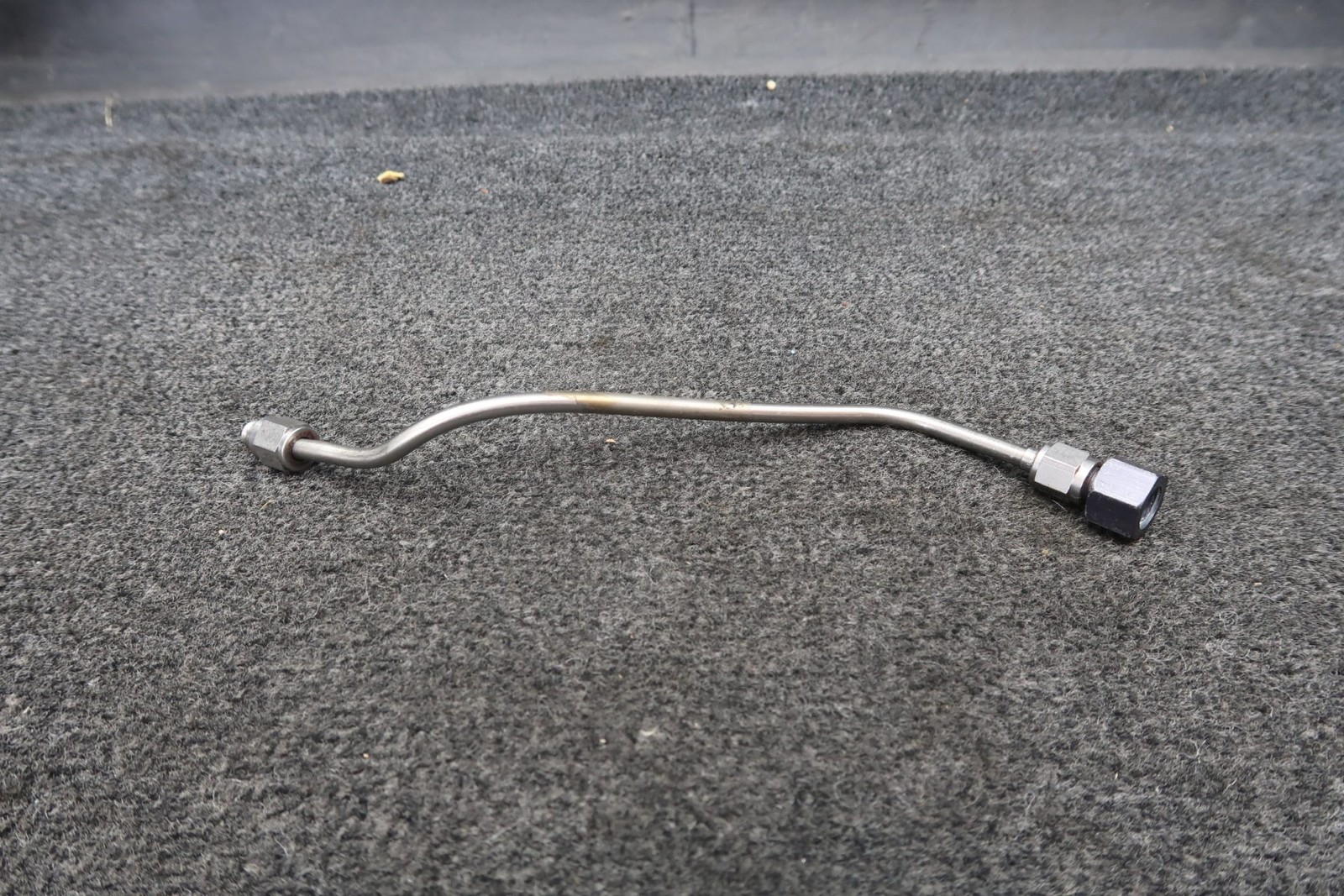 Cirrus SR20 Gascolator Drain Line