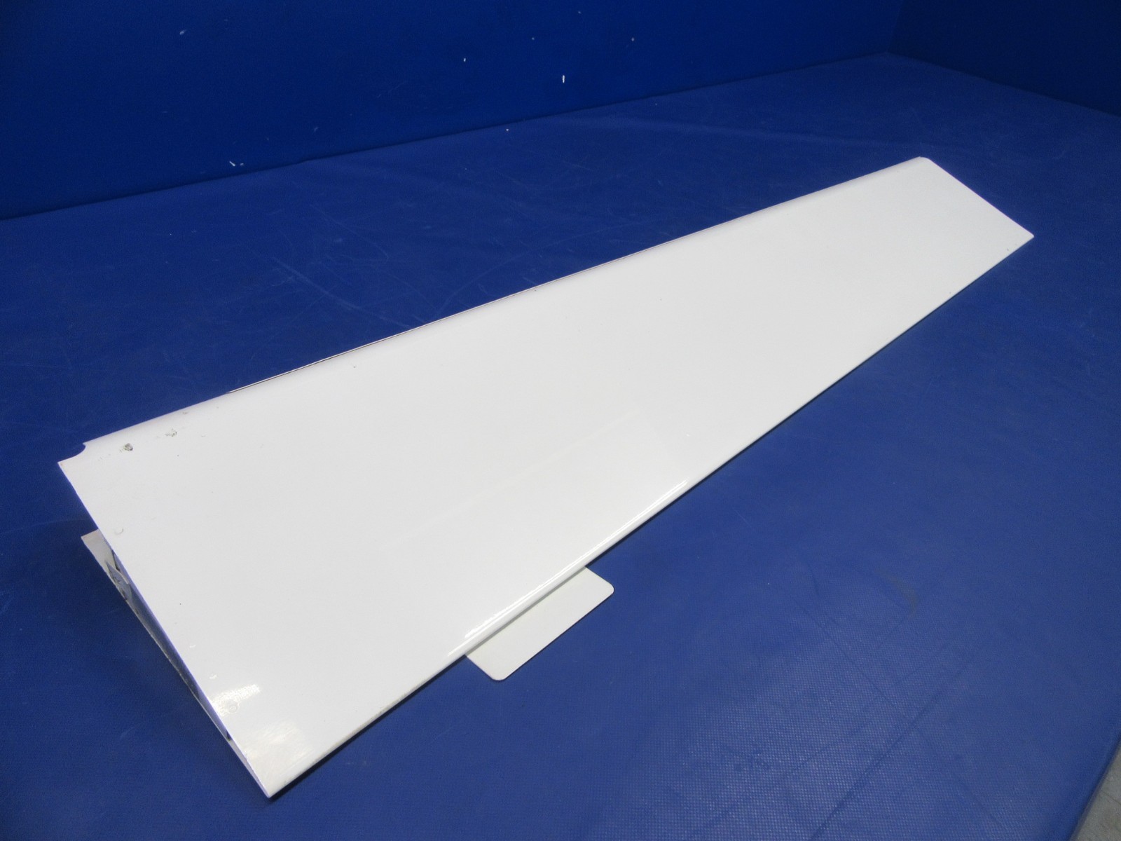 Cirrus SR22 RH Aileron P/N 10758-108