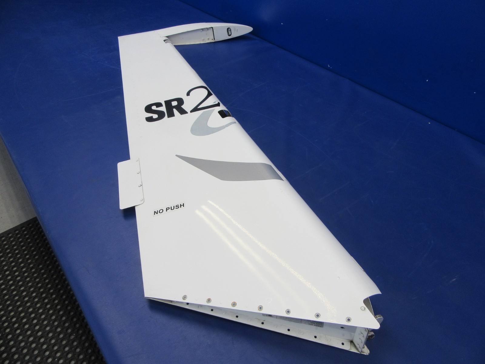 Cirrus SR22 Rudder P/N 20365-401 (0826-08)