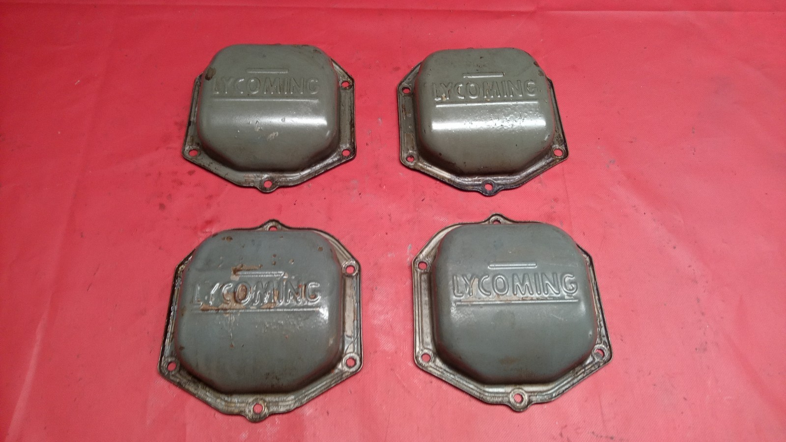 Lycoming O-320/P/N 61247/CYLINDER COVER/ROCKER BOX/PISTON PAD/SET