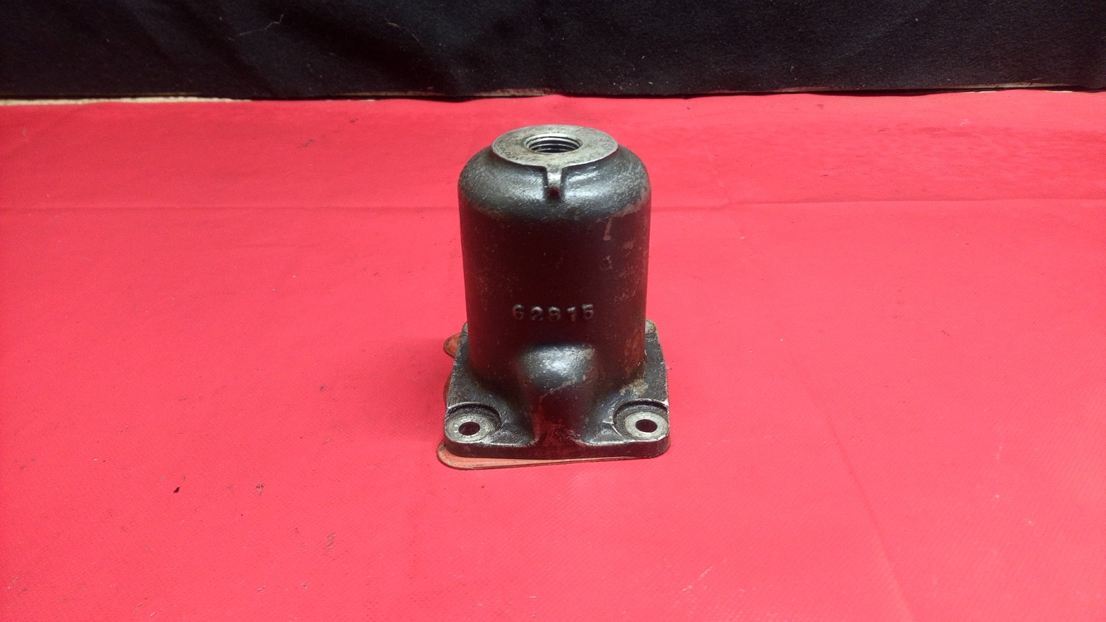 Lycoming O-320/P/N 62815/OIL SCREEN HOUSING