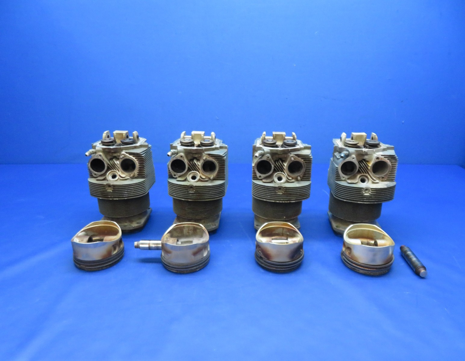 Lycoming O-360 /O-540 Cylinders w/ Pistons