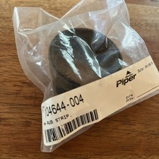 Piper 104644-004 Rub Strip NOS OEM