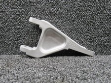 Piper 105041-002 (Cast: 31806) PA34-200T Nose