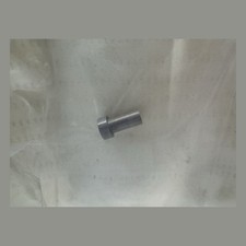 Piper 762-662 - Retainer Spring New
