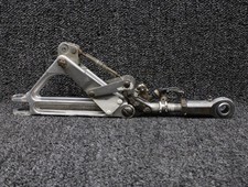 Piper 78721-002, 78720-002 PA34-200T Main Gear