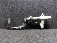 Piper 96766-018, 67037-006 PA34-200 Main Gear
