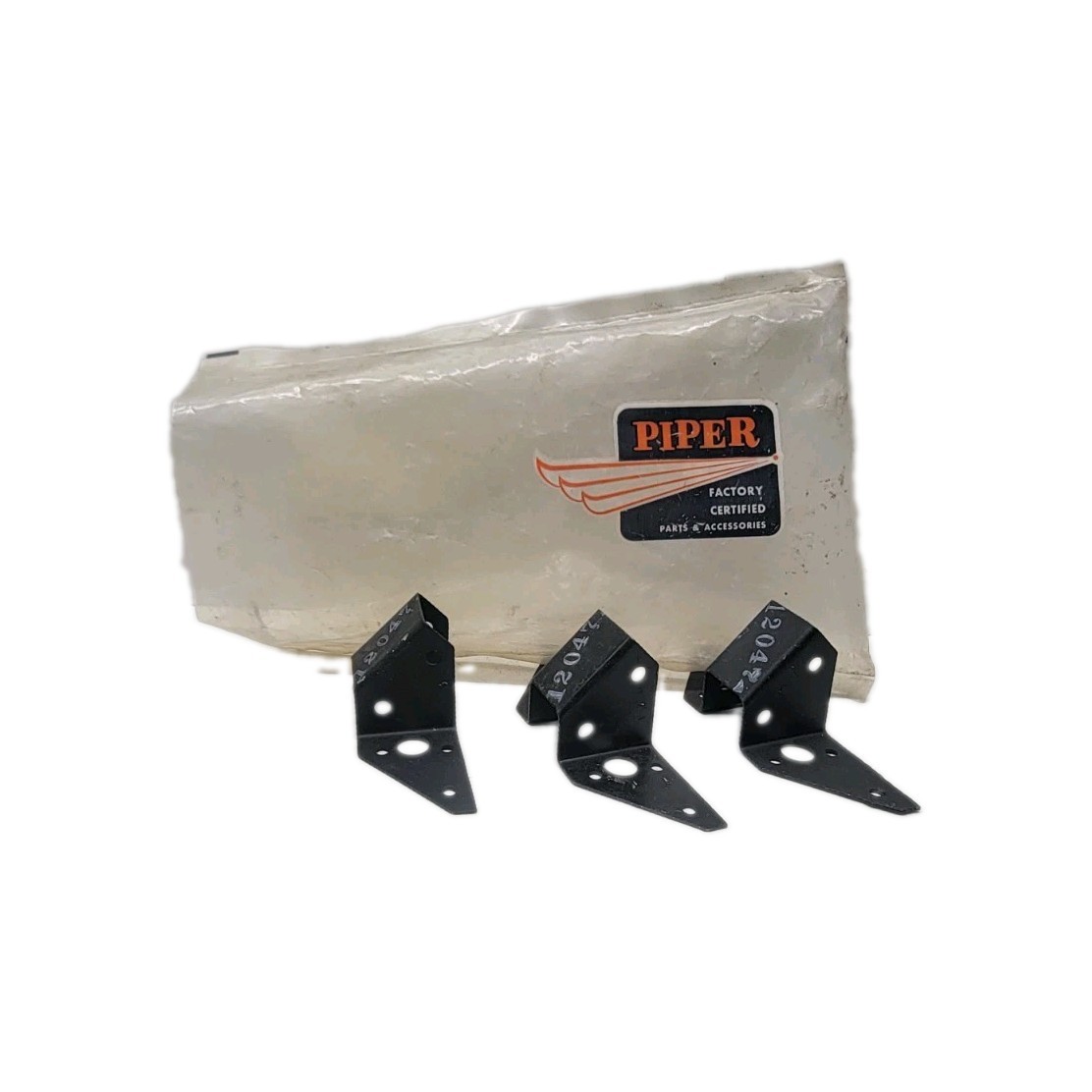Piper Aircraft Airframe Hinge Bracket P/N: