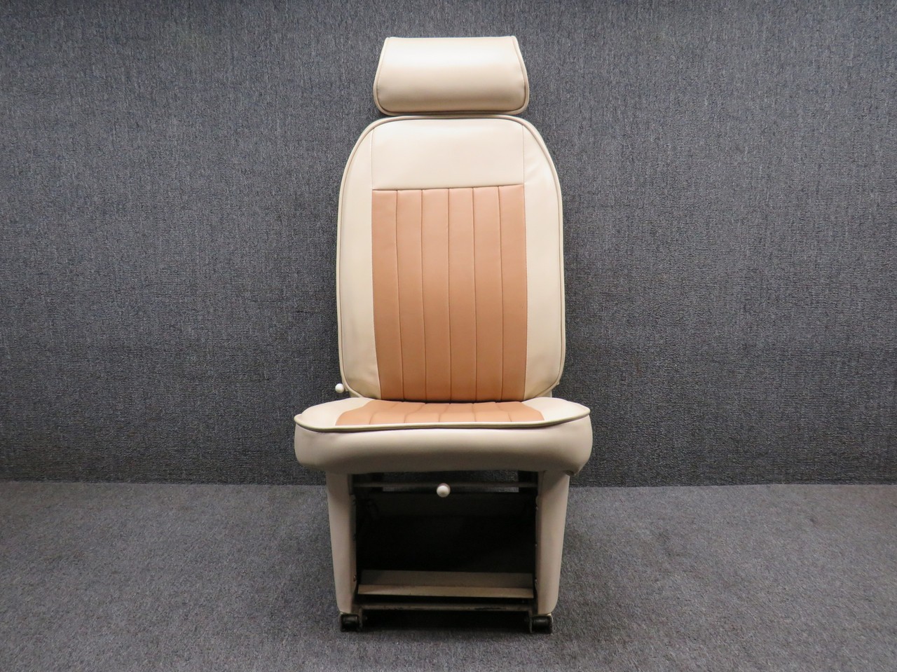 Piper Aircraft Parts 25515-002 Piper PA30 Pilot Seat