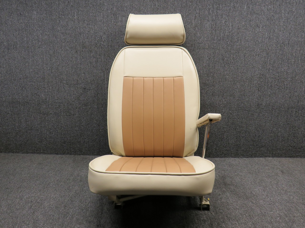 Piper Aircraft Parts 25550-002 Piper PA30 Center Seat