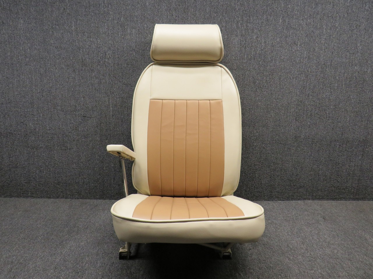 Piper Aircraft Parts 25550-003 Piper PA30 Center Seat