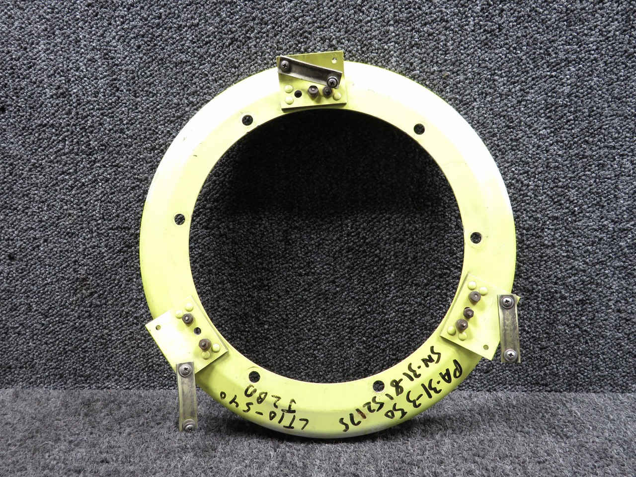 Piper Aircraft Parts 31007-001 Piper PA31-350 Three Blade