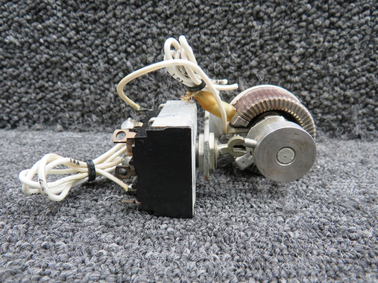 Piper Aircraft Parts 484-583 Piper PA30 Ohmite Rheostat