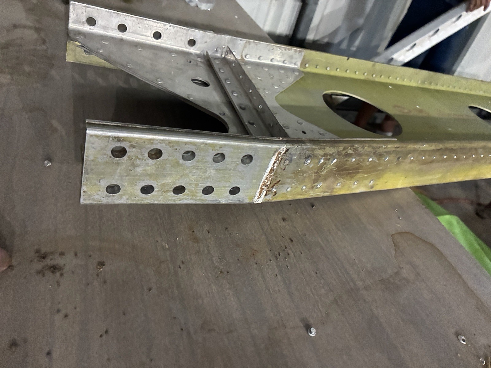 Piper Aircraft Parts 66623-001 Piper PA28-181 Inboard Leading