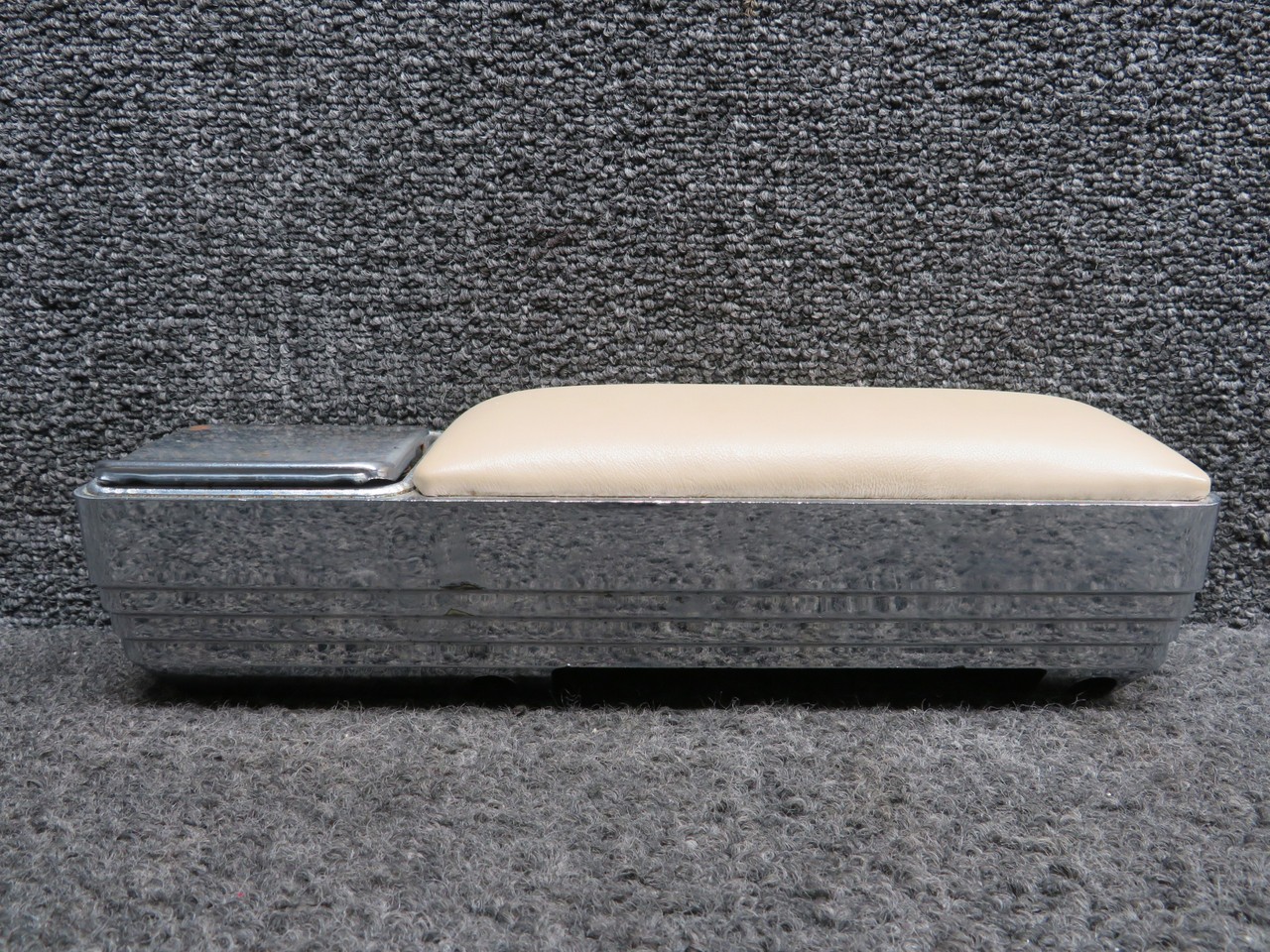Piper Aircraft Parts 66710-017, 763-003 Piper PA34-200T Armrest