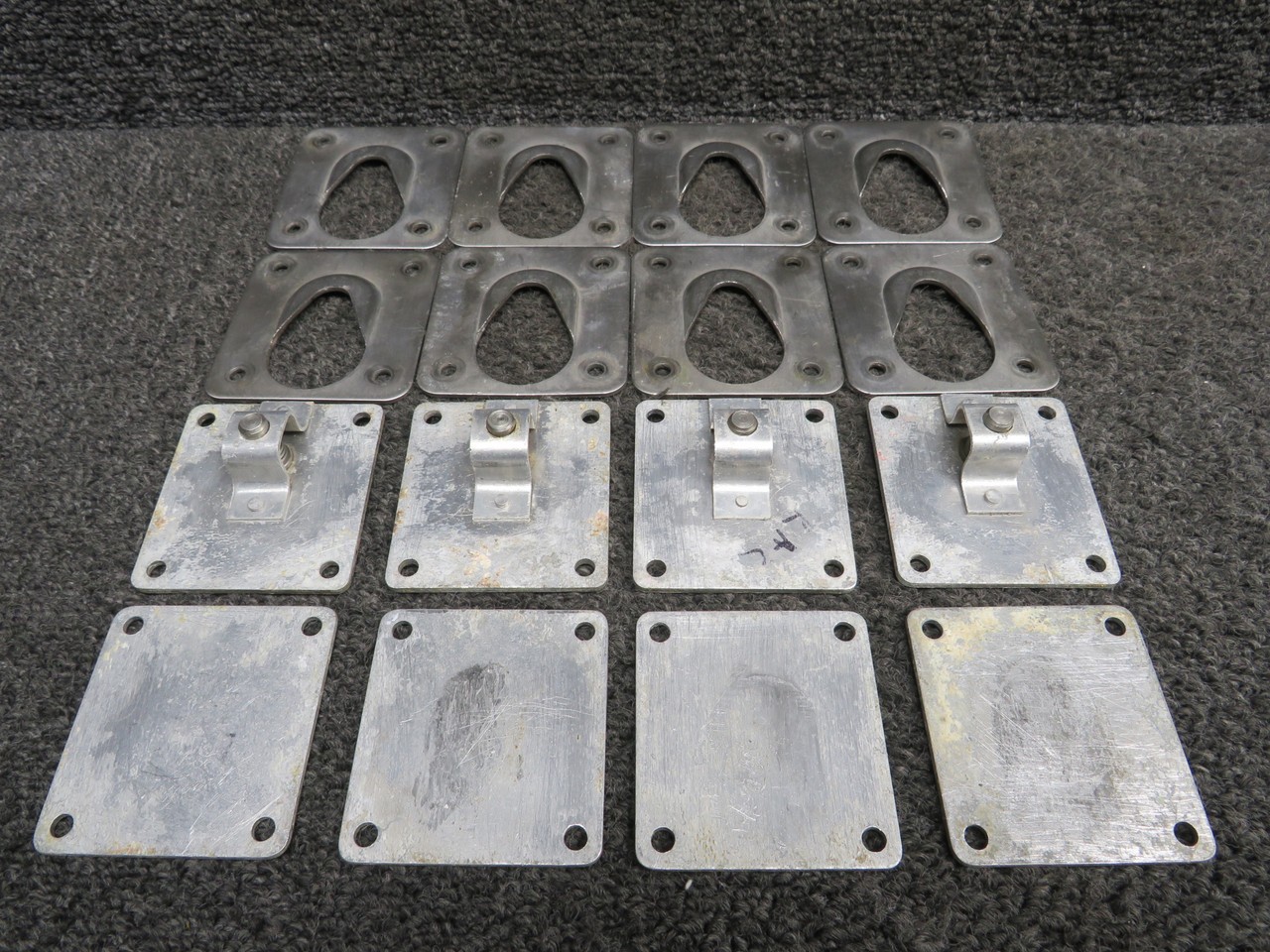 Piper Aircraft Parts 68094-003, 79440-002 Piper PA34-200T Plate